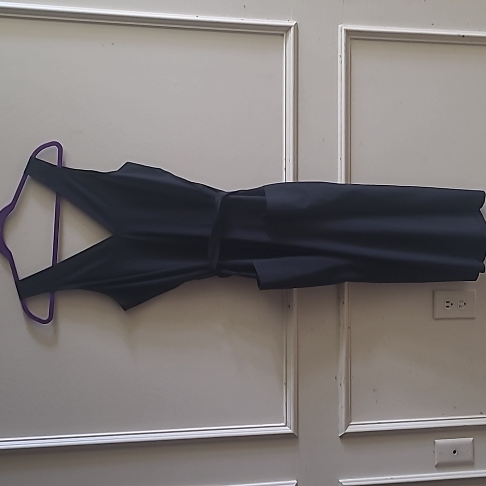 Athleta Women's Black Belted Sleeveless Wide Leg Sarasota Crop Jumpsuit Sz M - Picture 3 of 7